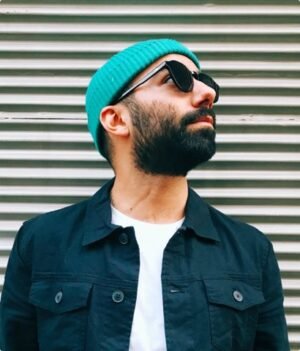 milad-b-fakurian-OYZxrgnitBo-unsplash π hanZans No.5 β Inspired by Versace Crystal Noir