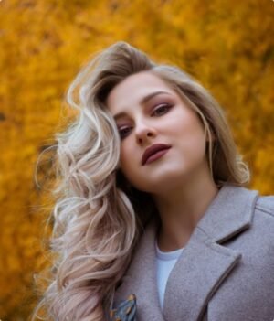 valerie-elash-JQDflNNnrEE-unsplash πΏ hanZans No.4 β Inspired by Le Labo Santal 33